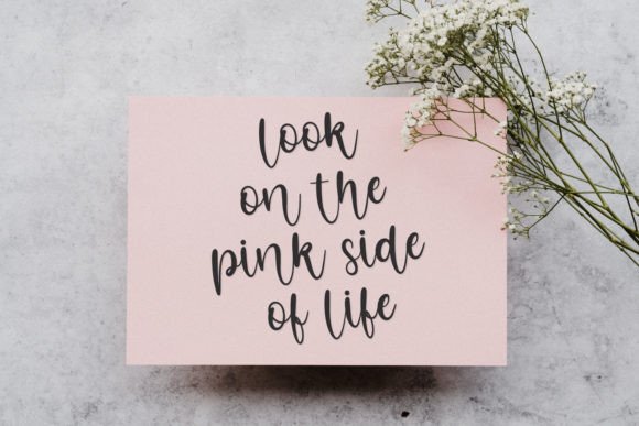 Shining Blossom Font PNG with transparent background - Preview 1