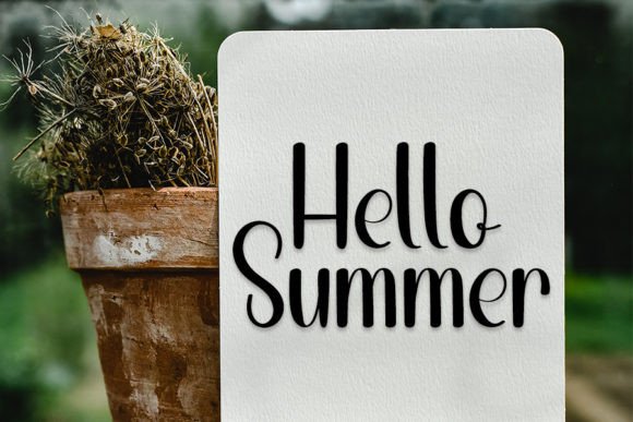 Handland Font - Preview 1
