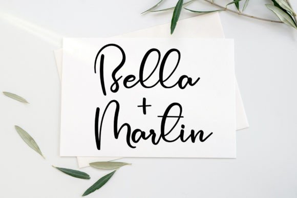 Backyard Font - Preview 2