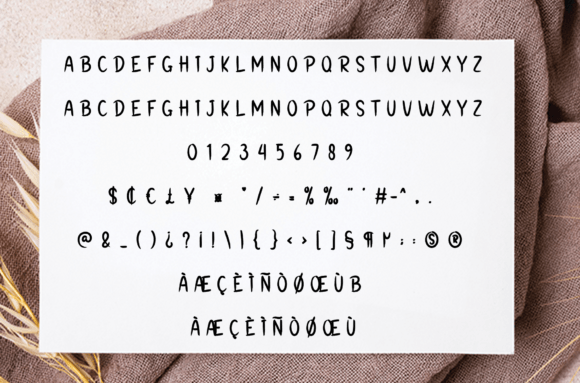 Black Night Font - Preview 6