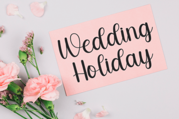 Happy Valentine Font - Preview 1
