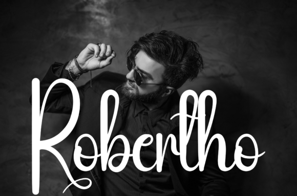 Butterfly Font - Preview 2