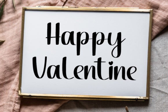 February Romantic Font - Preview 1