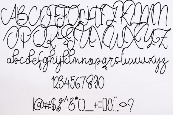 Saila Font PNG with transparent background - Preview 4