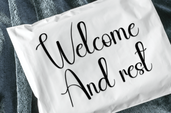 Blueberry Font - Preview 4