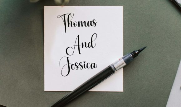 Dolphins Font - Preview 5