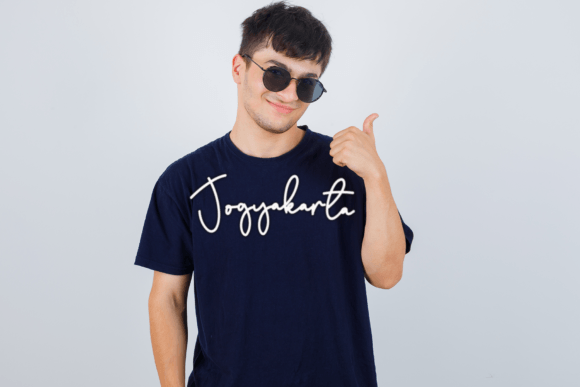 Retroline Font font preview - 5