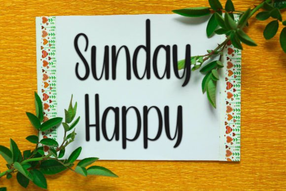 Happy Sunday Font - Preview 2