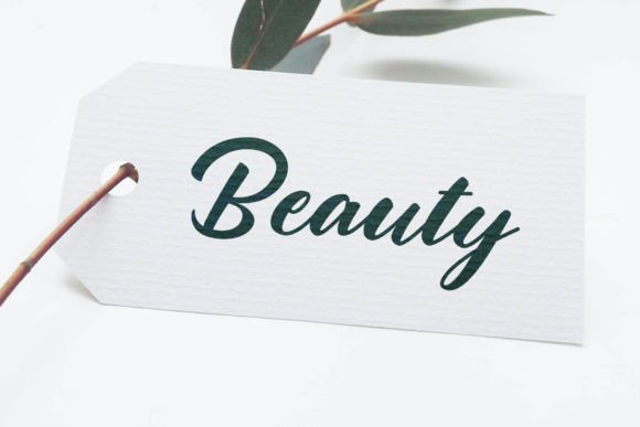 Jeline Font - Preview 1
