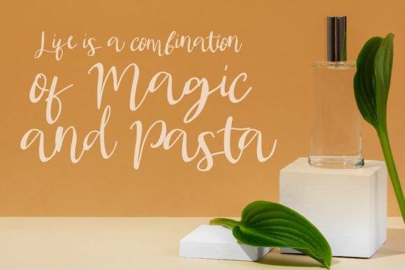 Scolastica Font PNG with transparent background - Preview 1