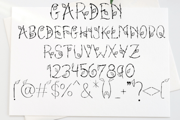 Garden Font - Preview 2
