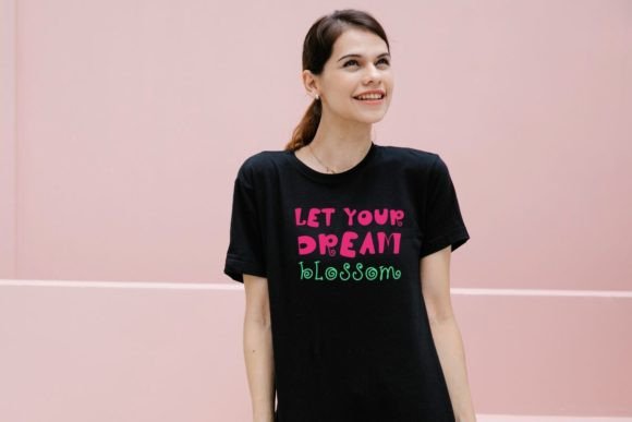 Hello Spring Font - Preview 4