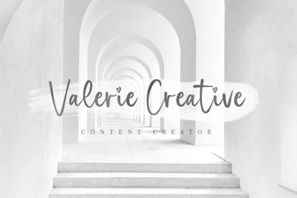 Beautiful Moonlight Font - Preview 3