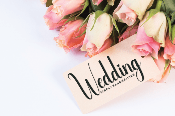 Dwelling House Font - Preview 4
