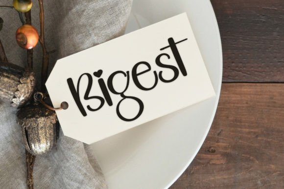 Holiday Font - Preview 3