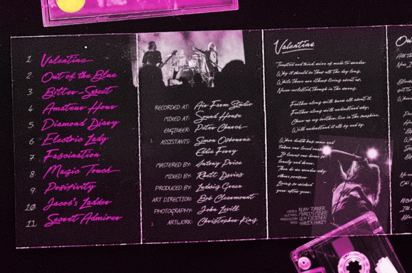 Sleeve Notes Font PNG with transparent background - Preview 2