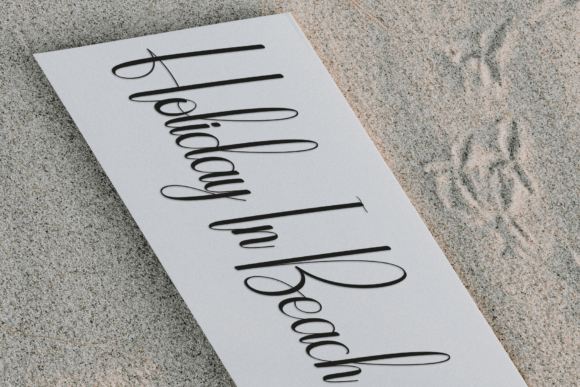 Flamboyant Font - Preview 2