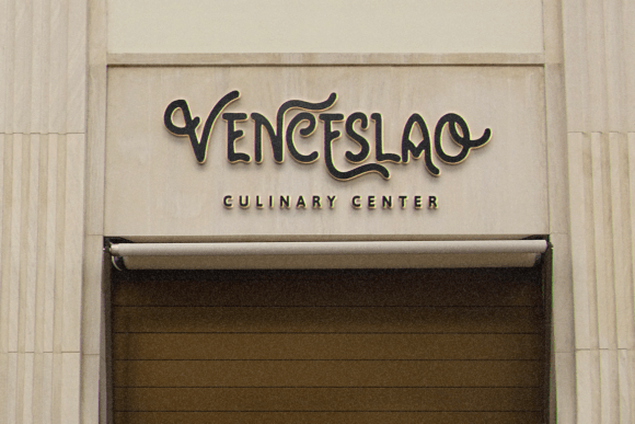 Bentley Font - Preview 3