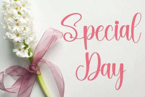 Creative by Mandala Font - Preview 1