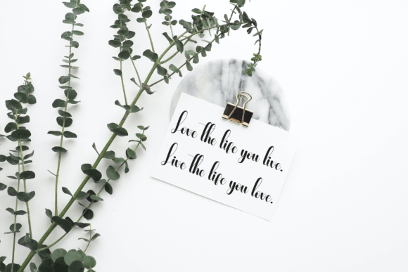 Elegan Font - Preview 4
