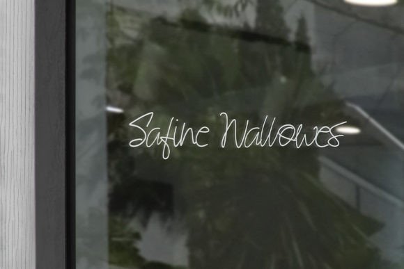 Safine Wallowes Font PNG with transparent background - Preview 1