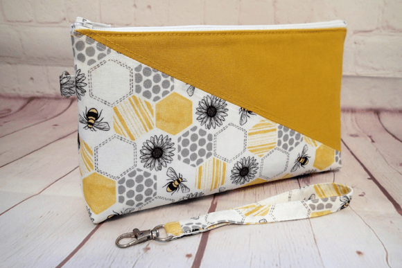 handmade wristlet sewing pattern