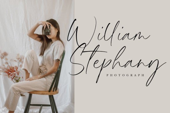 Aromatic Signature Font - Preview 4