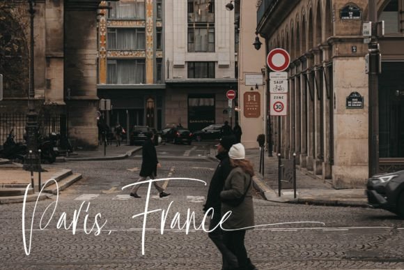 Agathe Font - Preview 5
