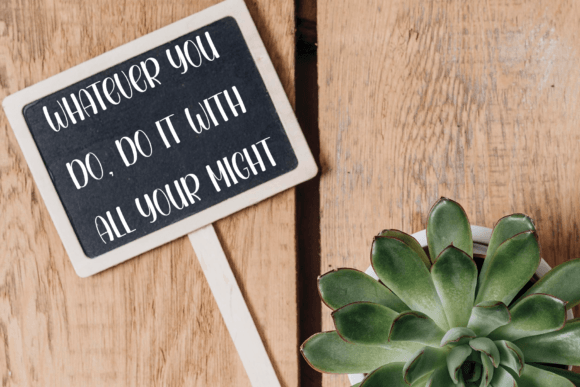 Antiques Font - Preview 3