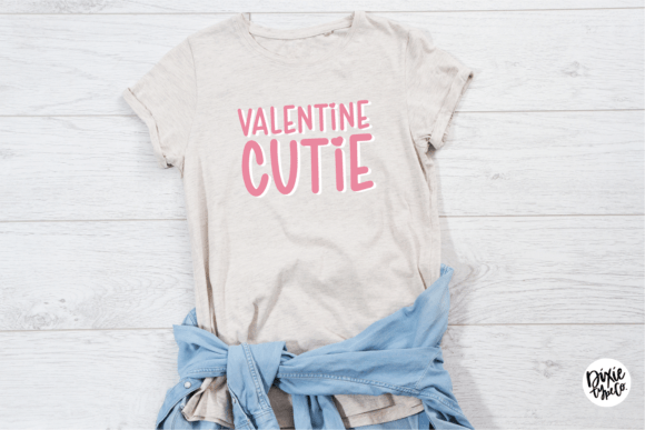 Adoring Font - Preview 1