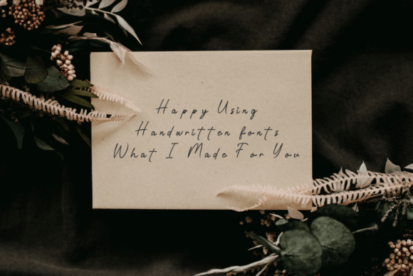 Dewi Astuti Font - Preview 4