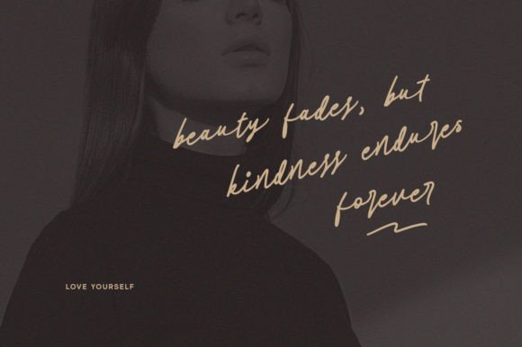 Clumsy Virginia Font - Preview 6