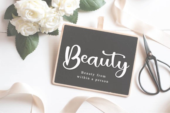 Delight Font - Preview 3