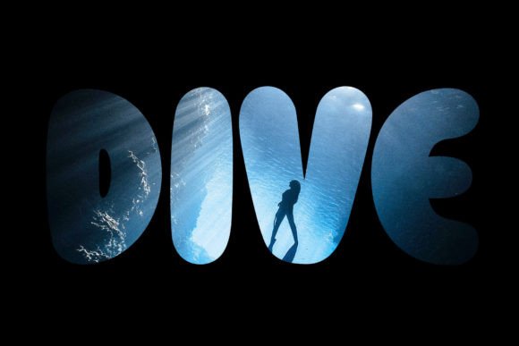 Hook Eyes Font - Preview 1