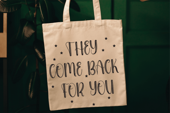 Famous Font - Preview 4