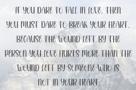 Famous Font - Preview 5