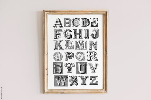 Antique Font - Preview 1