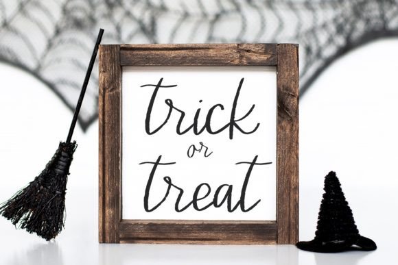 Lovely Haunting Font PNG with transparent background - Preview 3