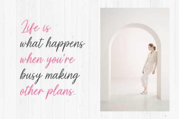 Hello Adelia Font - Preview 3