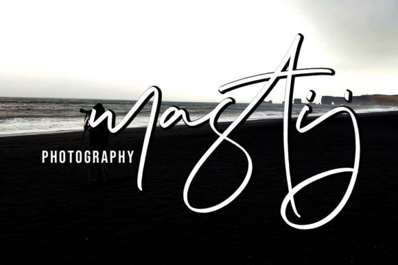 Cosmac Signature Font - Preview 5