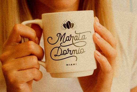 Marie Clarie Font font preview - 6