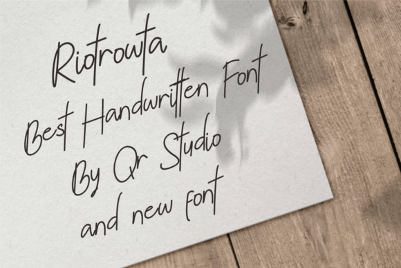 Riotrowta Font PNG with transparent background - Preview 2