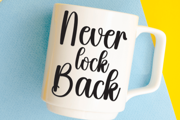 Haystack Font - Preview 3