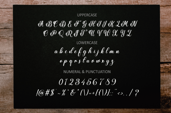 Beautiful Skyline Font - Preview 4