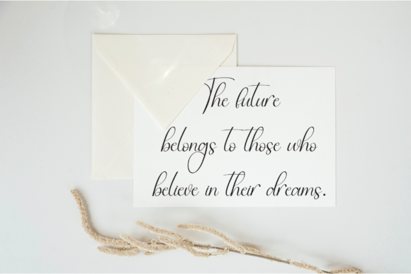 Heritage Font - Preview 3
