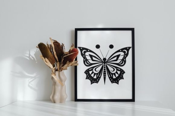 Butterfly Dreamscape Font - Preview 3