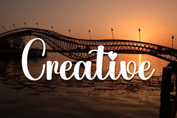 Amsterdam Font - Preview 1