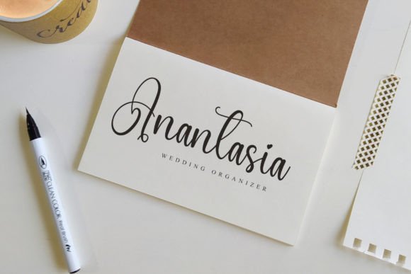 Auntie Font - Preview 1