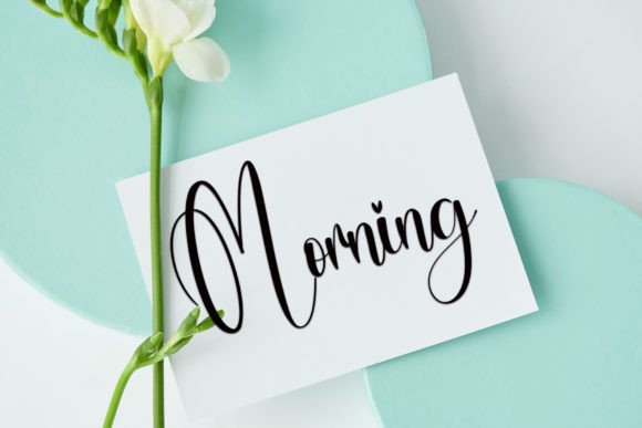 Hiblings Font - Preview 3