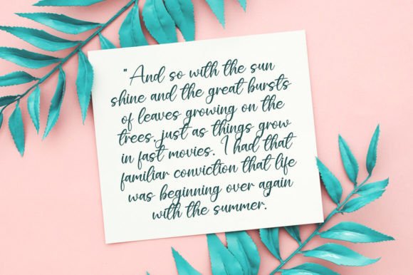 Cute Flamingo Font - Preview 1